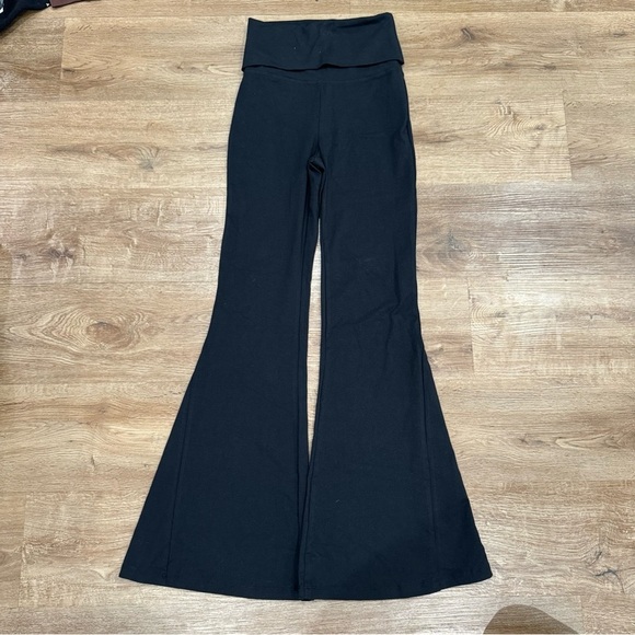 OFFLINE By Aerie OG Foldover High Waisted Super Flare Legging - Picture 2 of 6